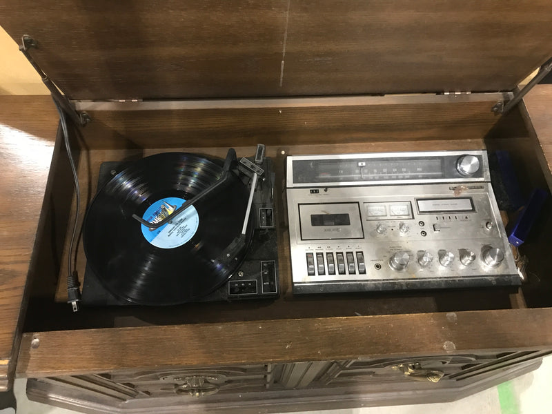 Retro Media Centre Radio/Speaker With Record Player