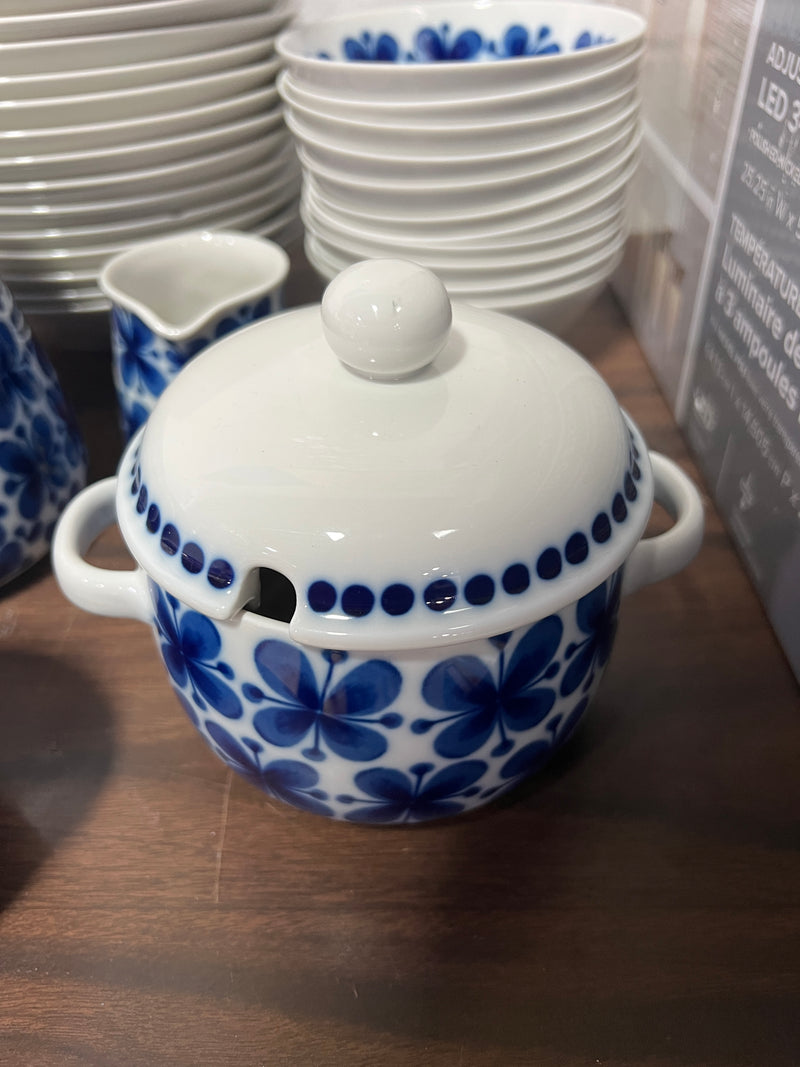 Vintage Rörstrand Mon Amie Dinnerware by Marianne Westman — 45-Piece Collection