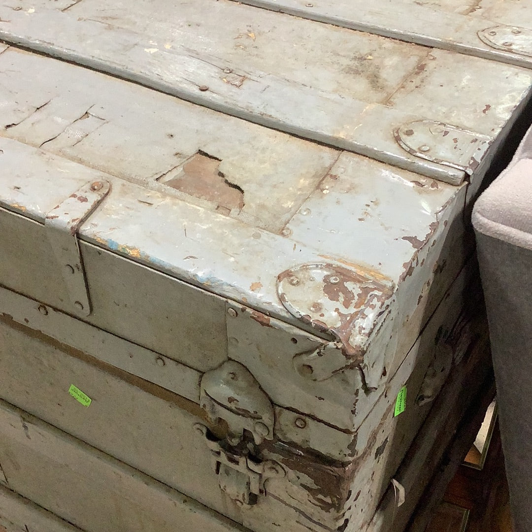 Grey Chest – Habitat for Humanity Greater Ottawa ReStore