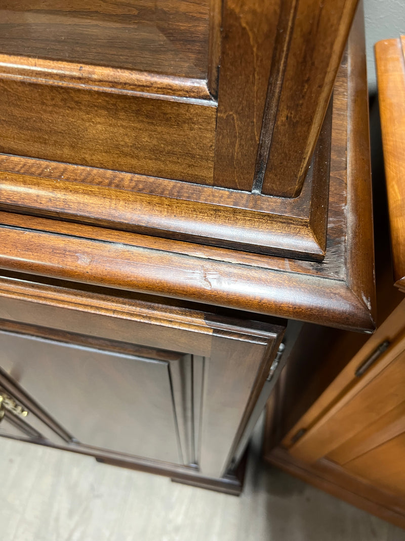Dark Wooden China Cabinet and Hutch