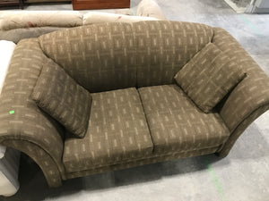 Green Patterned Love Seat With 2 Matching Pillows