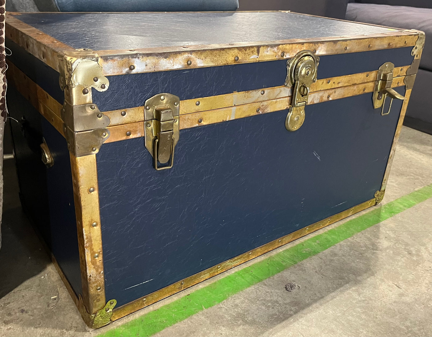 Cedar lined trunk hotsell