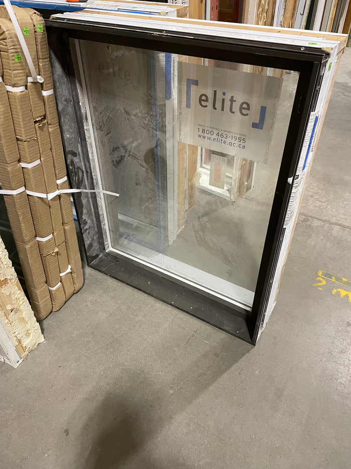 Brown Square Panel Window – Habitat for Humanity Greater Ottawa ReStore