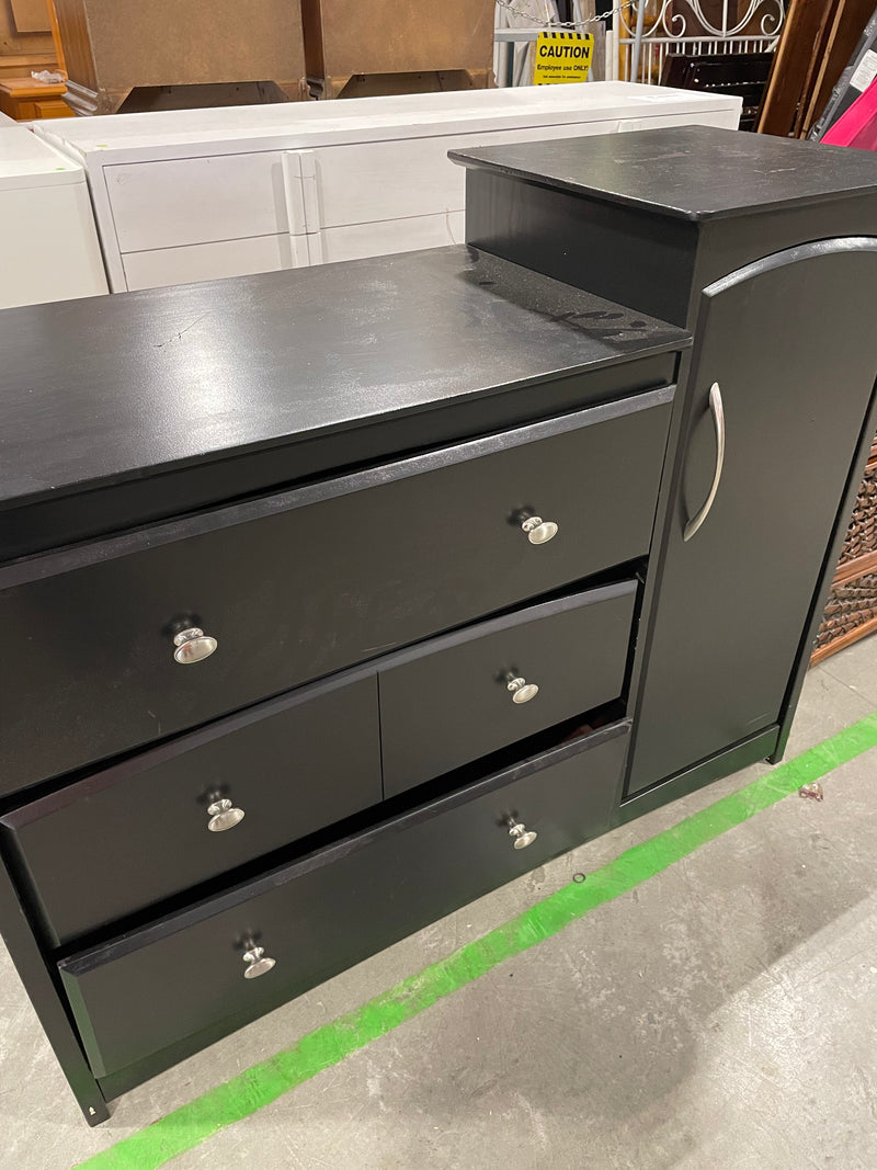 Brookside 3 drawer outlet combo dresser