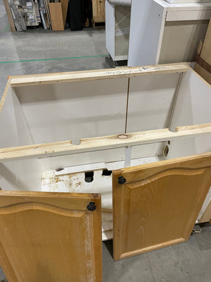 Honey Coloured Raised - Panel Kitchen