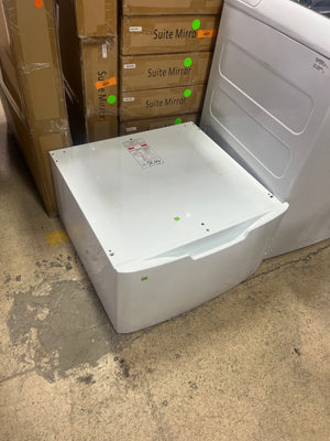 28" White Laundry Pedestal