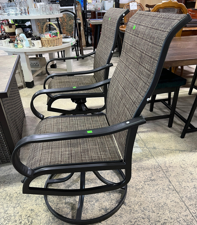 Outsunny Outdoor Patio Swivel Chair