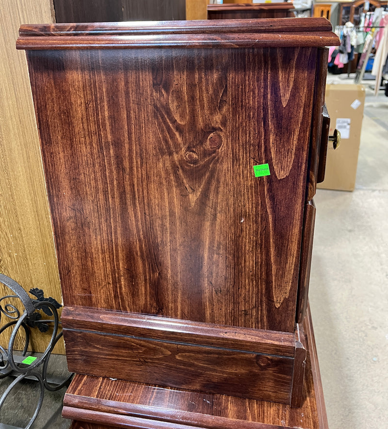Traditional Dark Wood 2-Drawer Nightstand with Carved Details