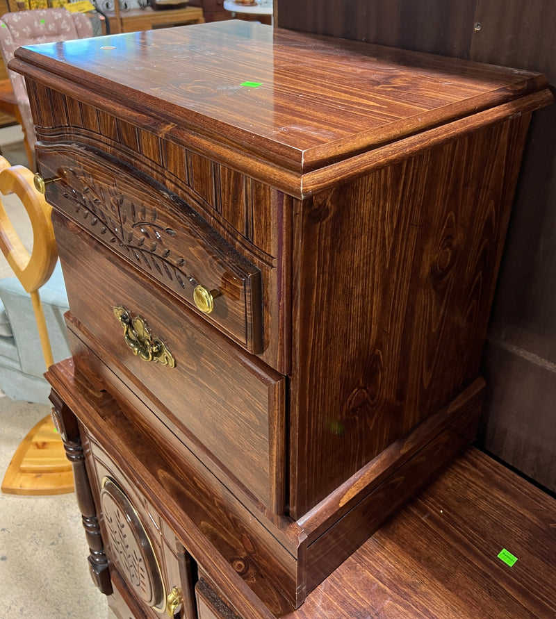 Traditional Dark Wood 2-Drawer Nightstand with Carved Details