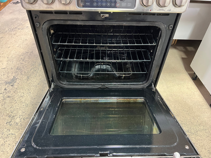 GE Café Series 30" Dual-Fuel Slide-In Convection Range – Stainless Steel