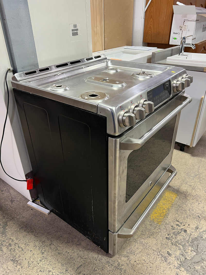 GE Café Series 30" Dual-Fuel Slide-In Convection Range – Stainless Steel