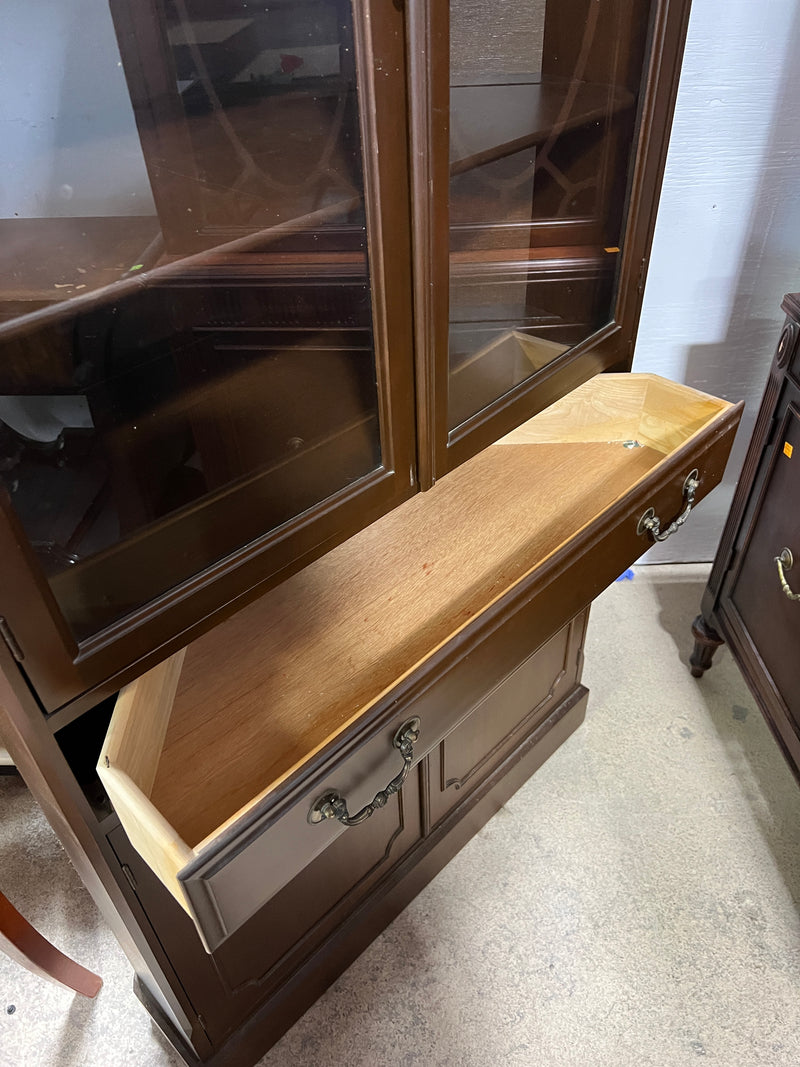 Traditional Mahogany Corner Hutch with Glass Display Cabinet