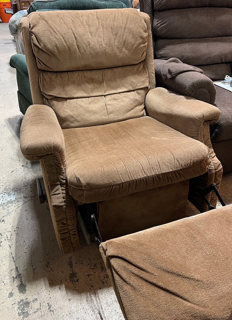 Brown Recliner Chair with High-Back Comfort