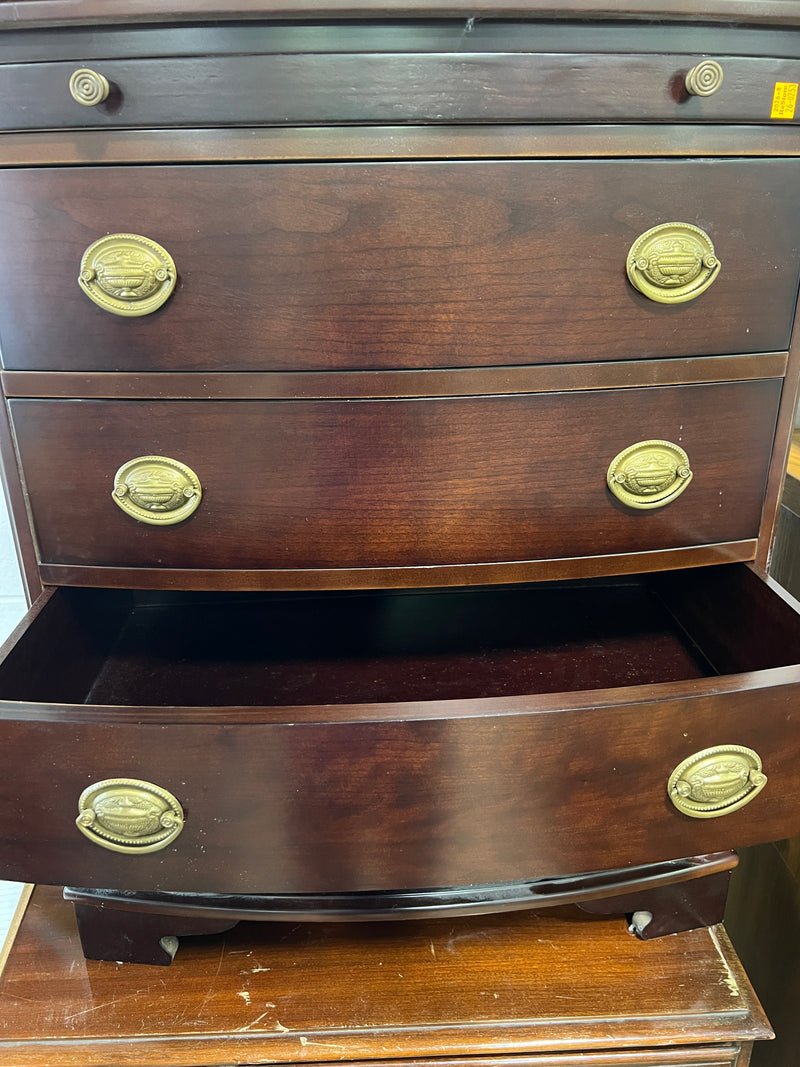Federal-Style Bowfront Mahogany Chest of Drawers