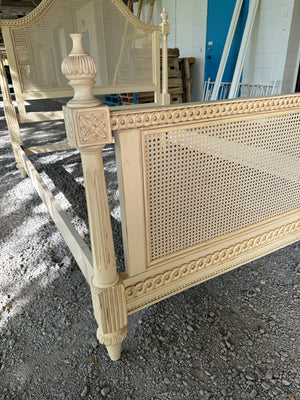 Vintage Bed
