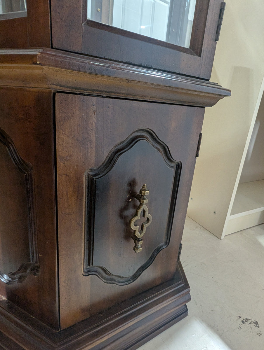 Curio Display Cabinet – Habitat for Humanity Greater Ottawa ReStore