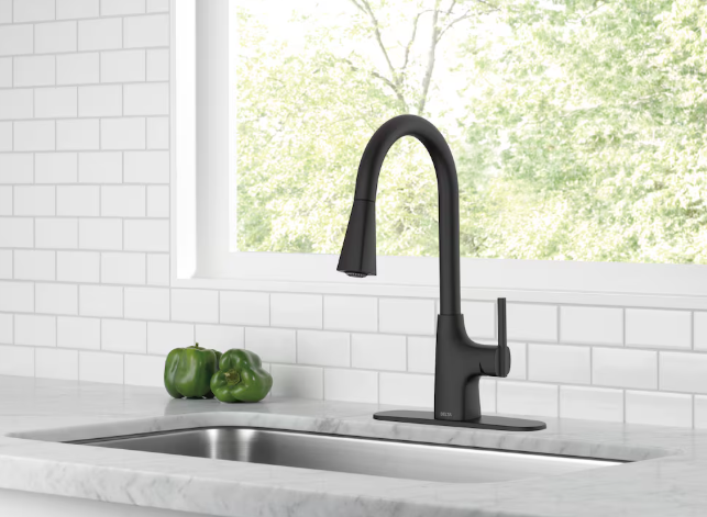 Delta Banting Pull-Down Kitchen Faucet