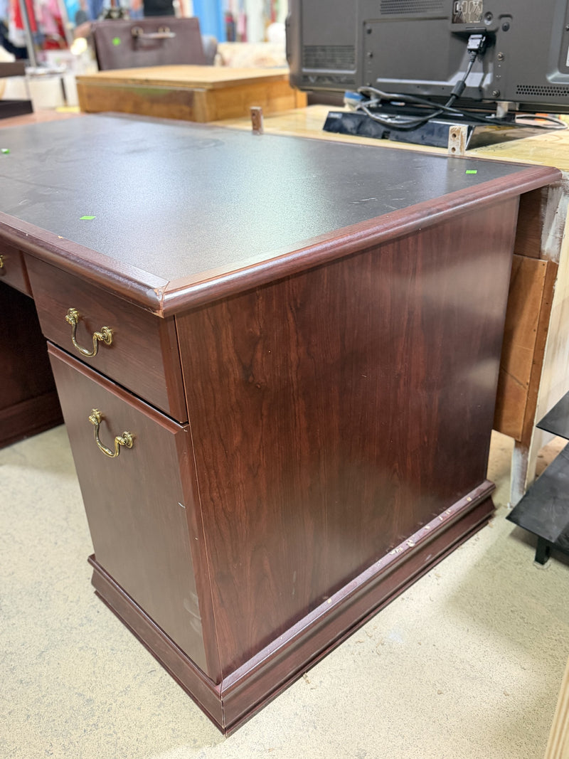Classic Cherry Executive Desk