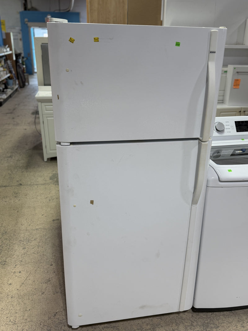 Kenmore Top-Freezer Refrigerator - White