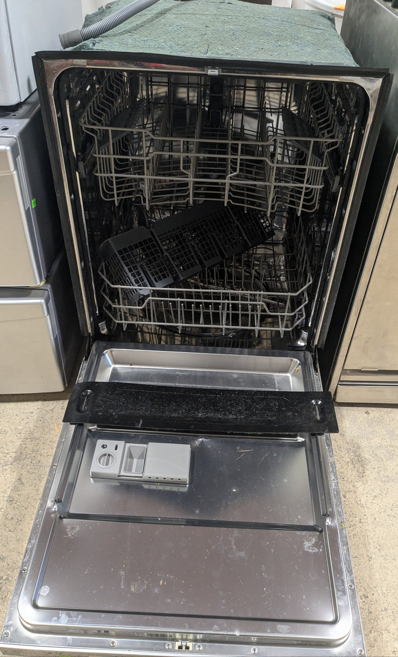 Insignia Top Control Dishwasher