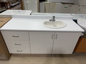 Classic Freestanding Bathroom Vanity