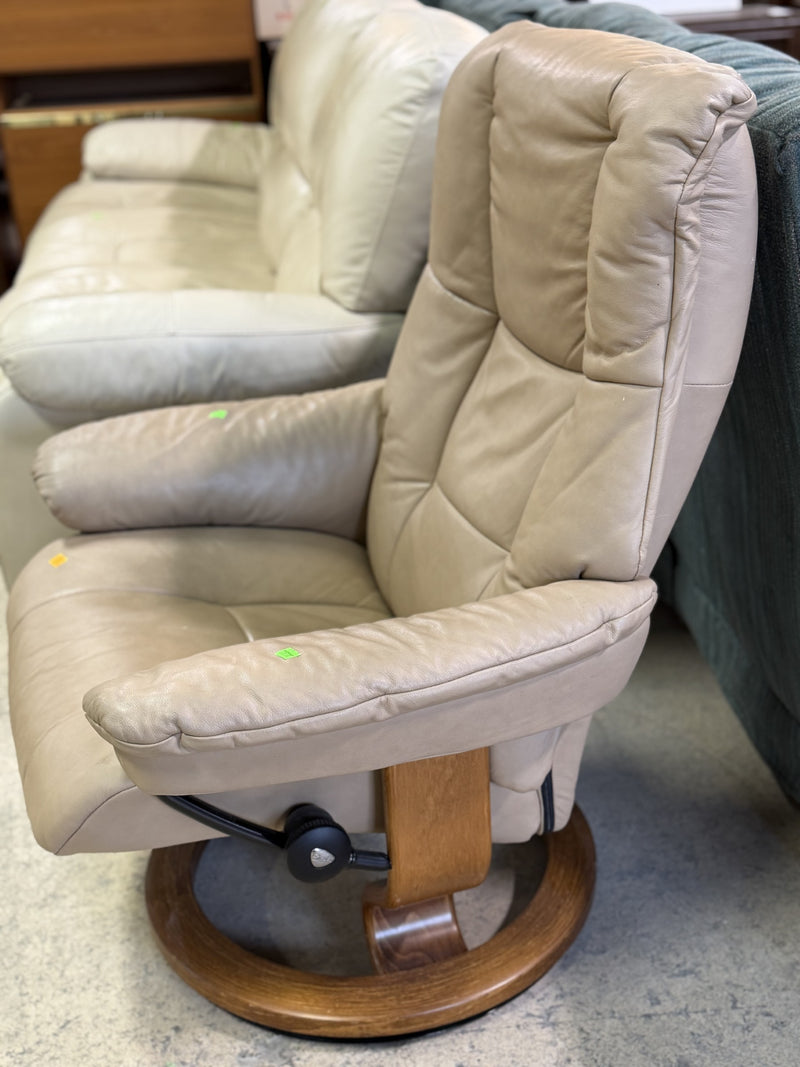 Ekornes Stressless Beige Leather Swivel Recliner Chair