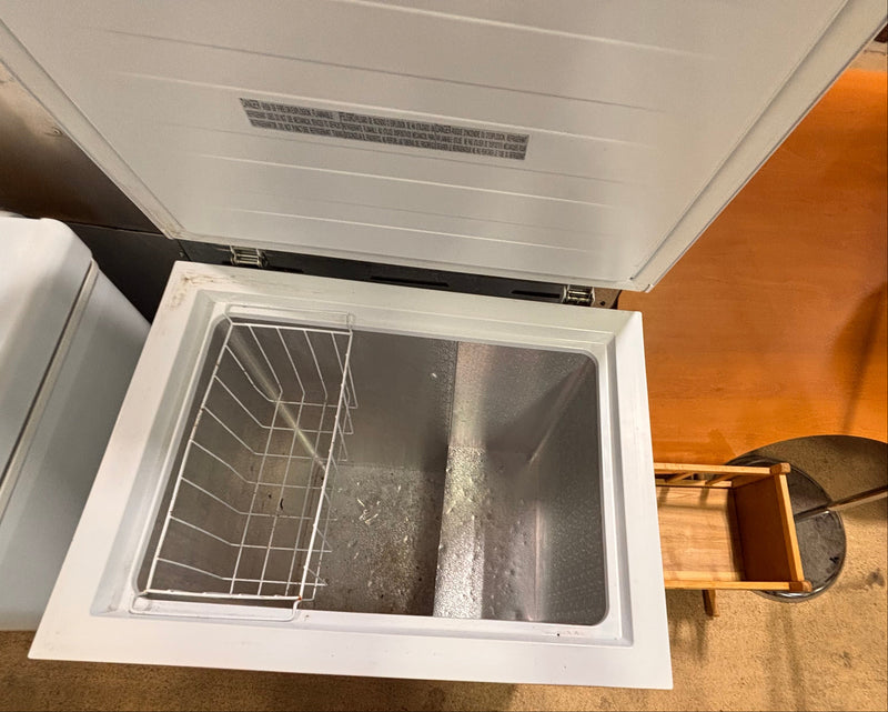 Frigidaire White Chest Freezer