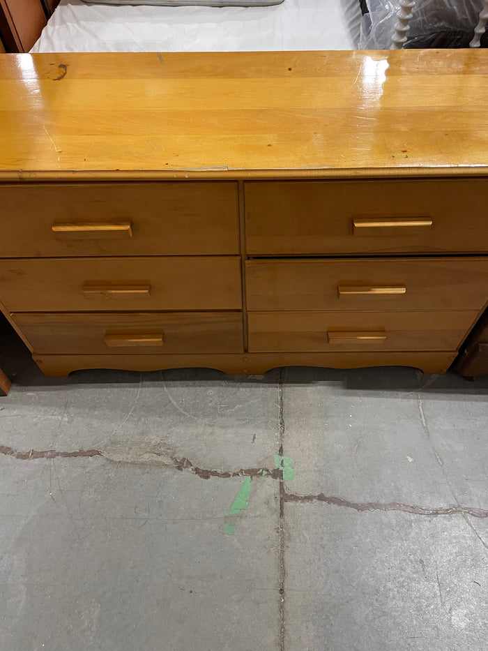 Low six deals drawer dresser