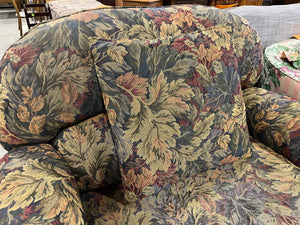 LA-Z-Boy Oversized Floral Recliner