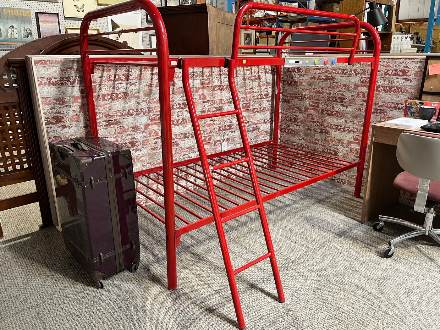 Red online loft bed