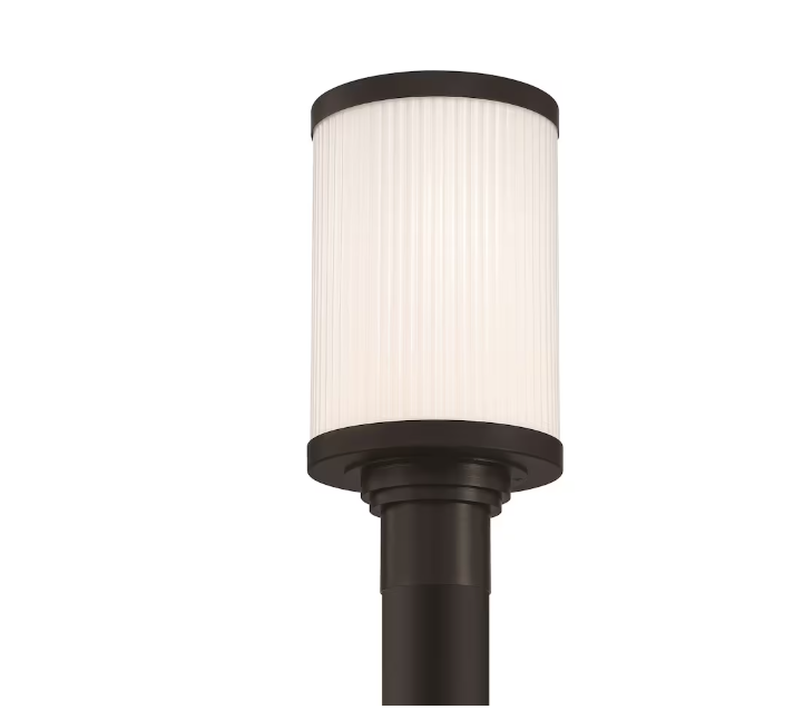 GlucksteinElements Massey LED Outdoor Post