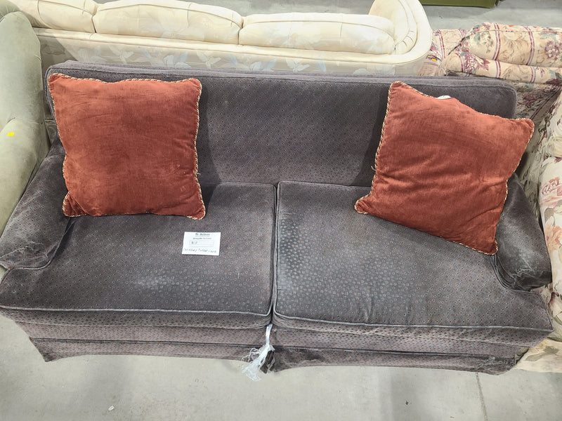 Vintage Patterned Pull-Out Sofa Bed
