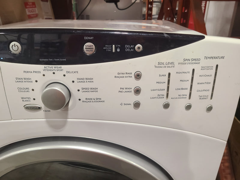 GE 3.8 cu. ft. King-Size Capacity Front Load Washer in White