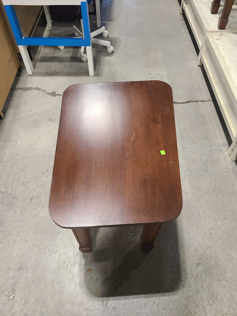 Traditional Wooden Accent Side Table with Rounded Corners