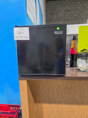 Magic Chef Compact Mini Fridge