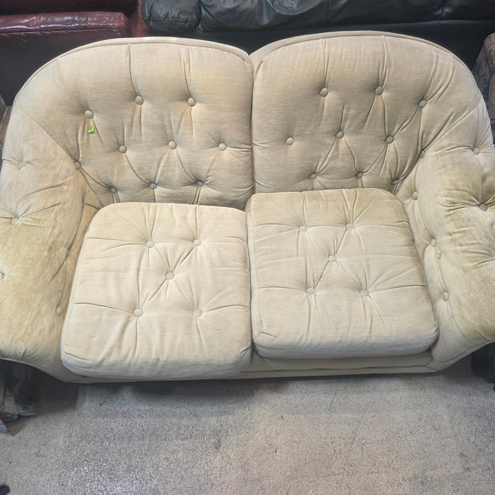 Traditional Cream Loveseat