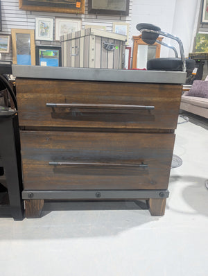 2-Drawer Dresser