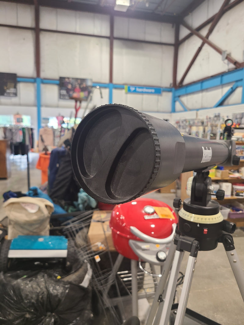 Bushnell Refractor Telescope with Adjustable Tripod