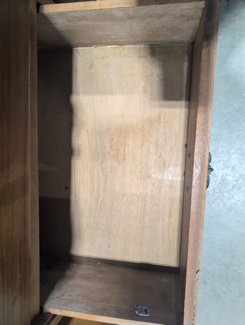 Wooden Dresser with 6 Drawers