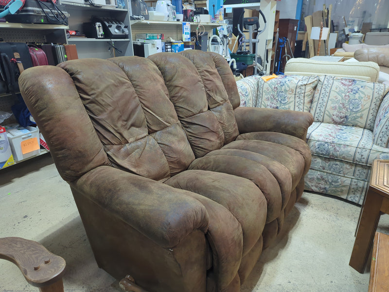 Double-reclining Leather Loveseat with Backrests and Arms