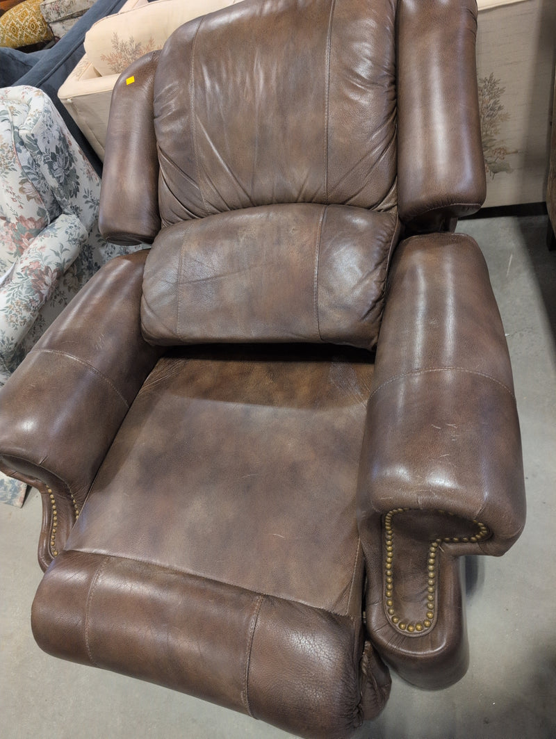 Fancy LA-Z-BOY Leather Reclining Rocking Armchair with Retractable Footrest