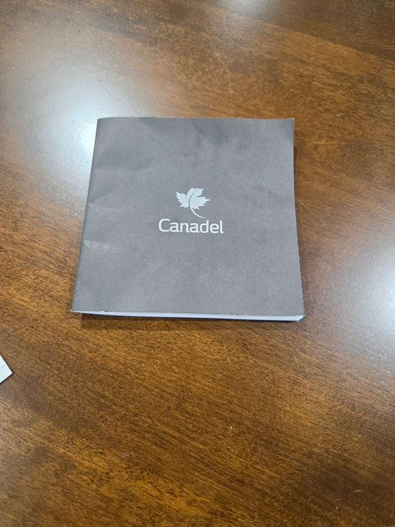 Round Canadel Dining Table