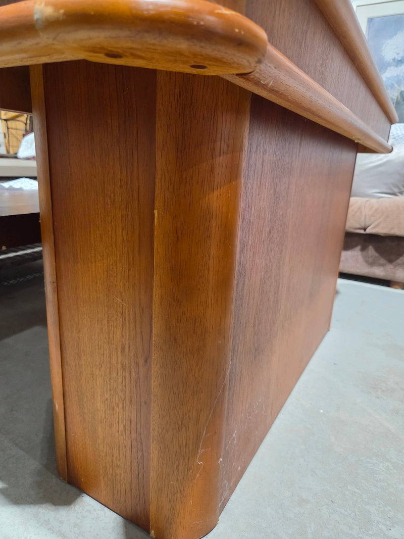 Vintage Mid-century Modern Coffee Table