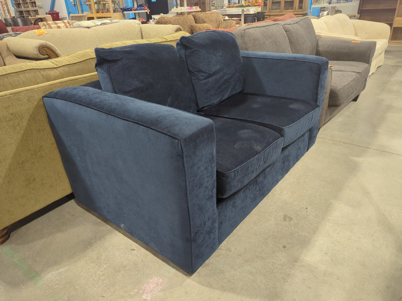 Stylus Sofas Jamie Loveseat in Blue