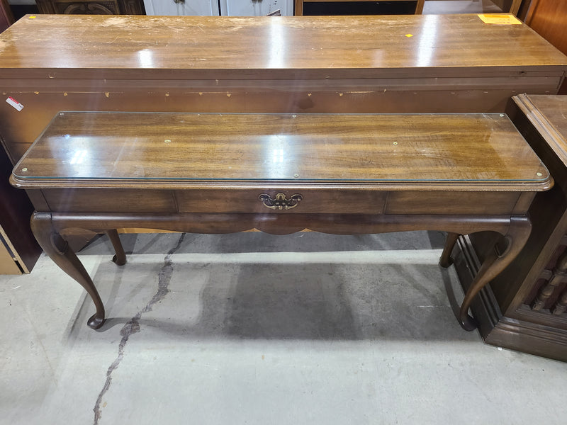 Traditional Queen Anne Style Glass-Top Console Table