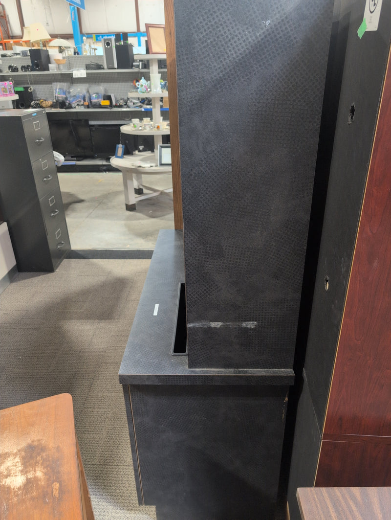 Black Mailroom Sorting Station