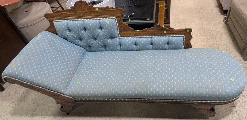 Blue Victorian Style Chaise Longue