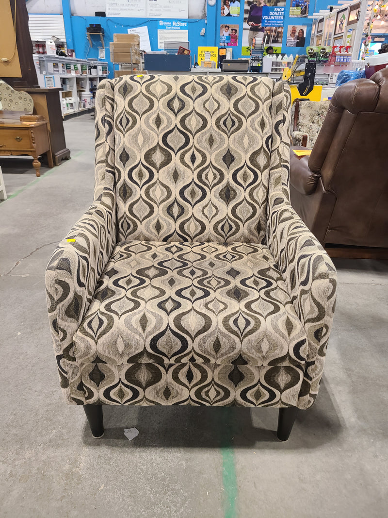 Contemporary Geometric Patterned Accent Chair in Black and White
