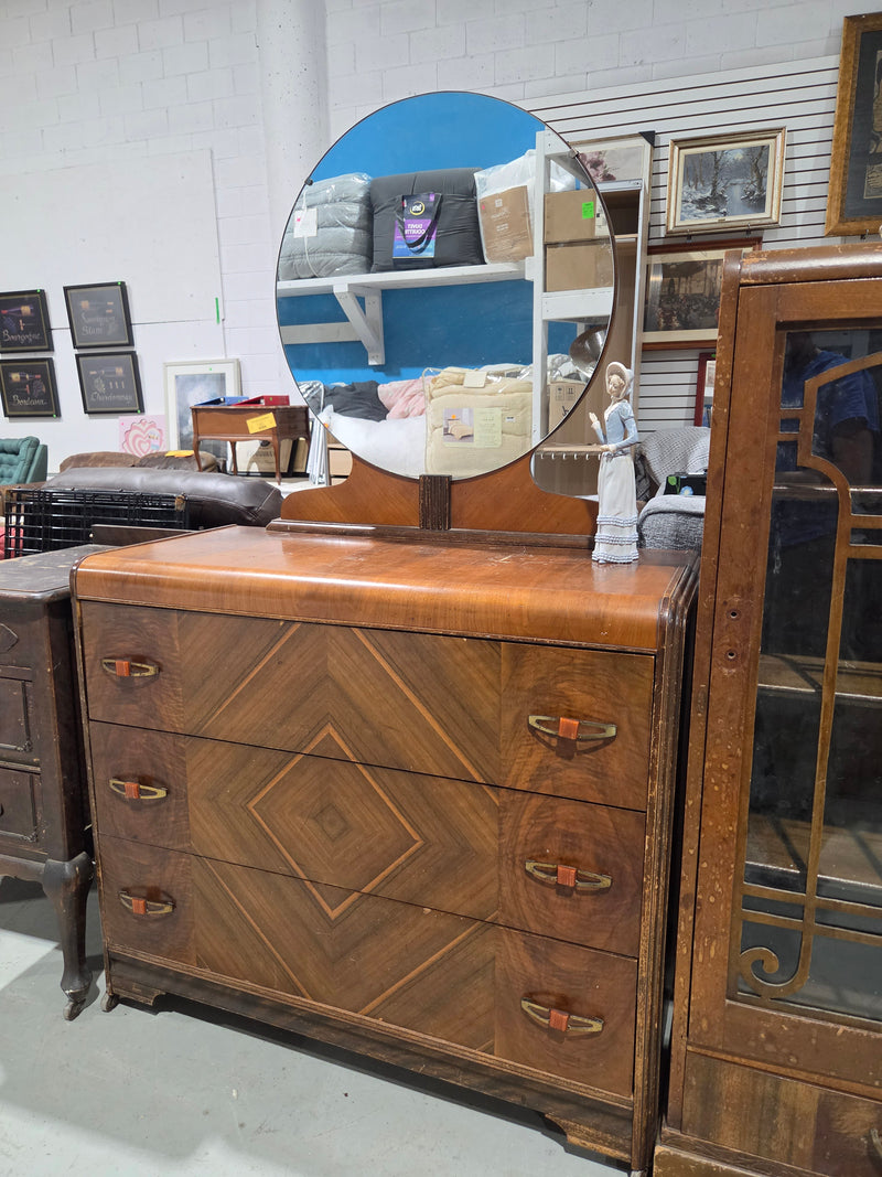 Art Deco Vanity Dresser