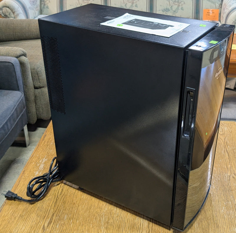 Koolatron Deluxe 12 Bottle Wine Cellar